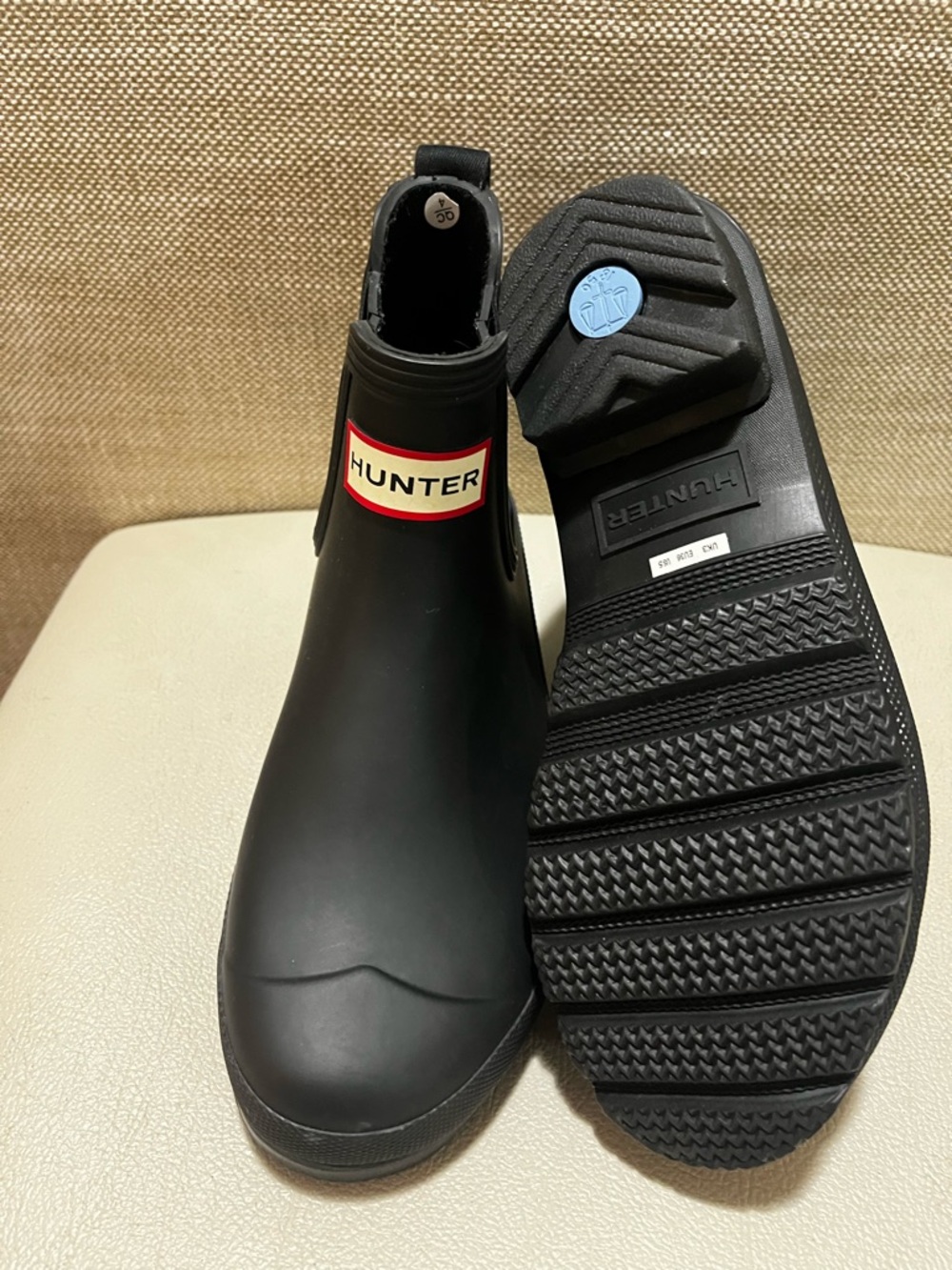 Hunter Black Chelsea Ankle Rain Boots Women’s Size 5 - Picture 9 of 10